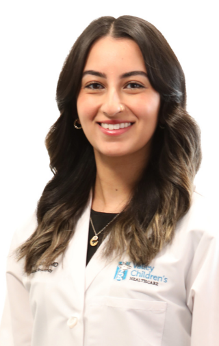 Dr. Simrin Bains, Class of 2027