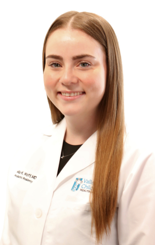 Dr. Mia Wolff, Class of 2027