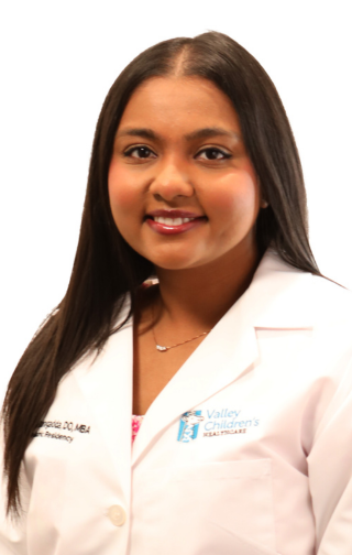 Dr. Navya Katragadda, Class of 2027